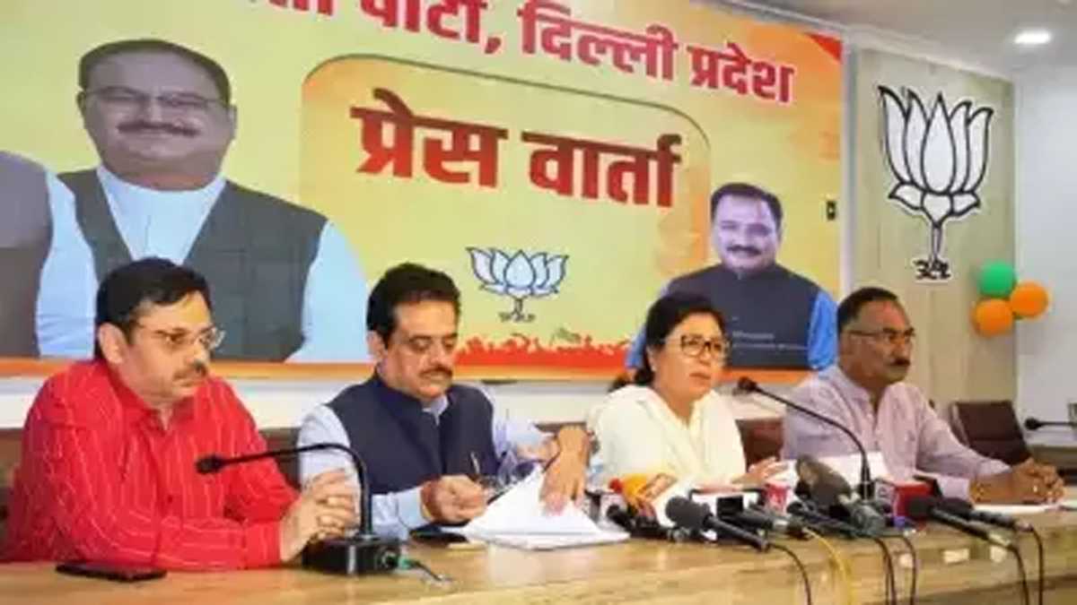 दिल्ली नगर निगम को दिल्ली सरकार का एक विभाग बनाने में लगे हैं अरविंद केजरीवाल : भाजपा